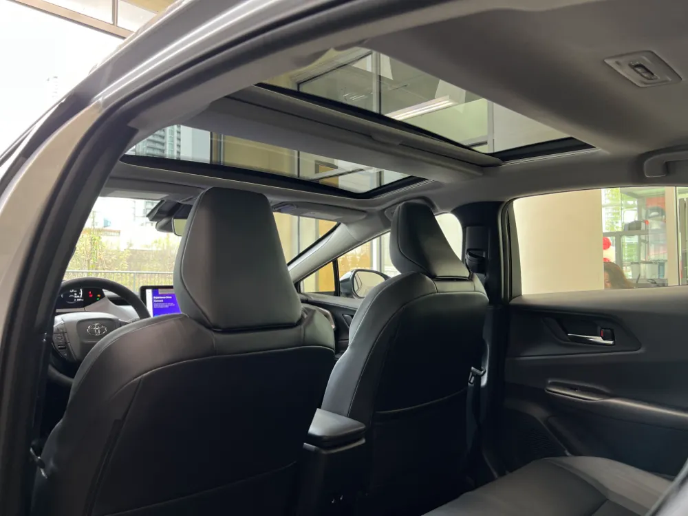 2023 toyota prius hybrid limited silver 21